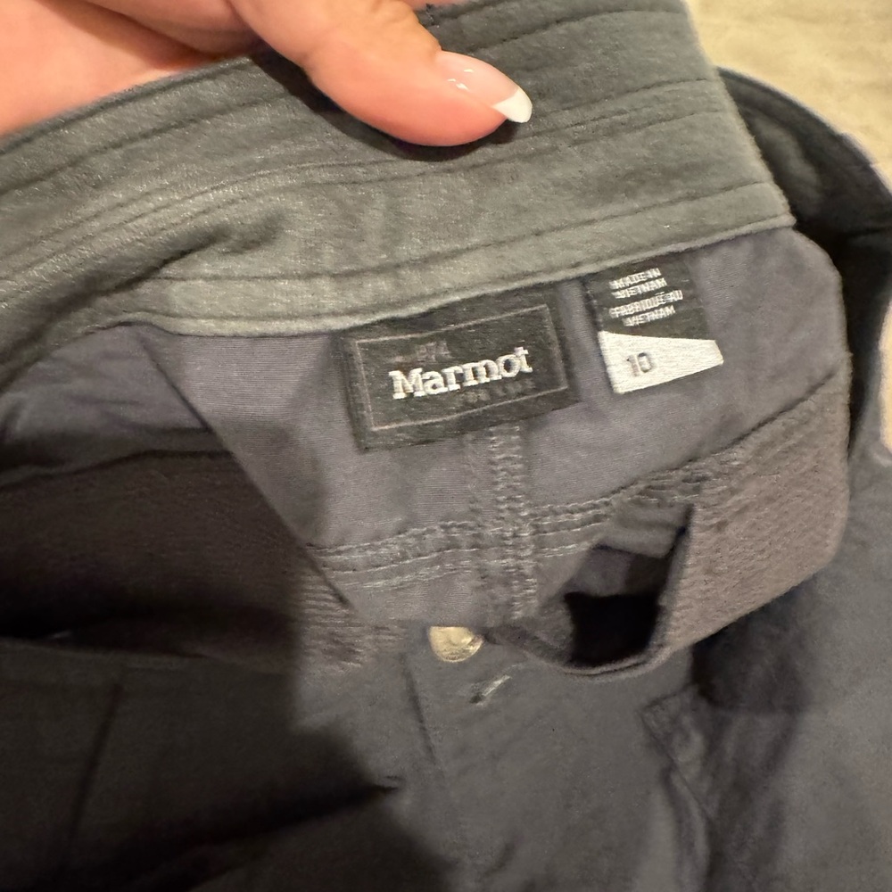 Marmot Women's Dark Gray Outdoor Shorts